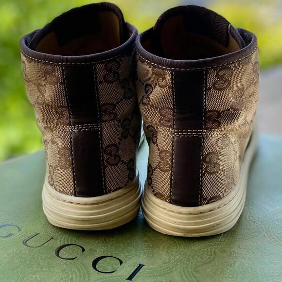 Gucci all the way! - Picture 4 of 6